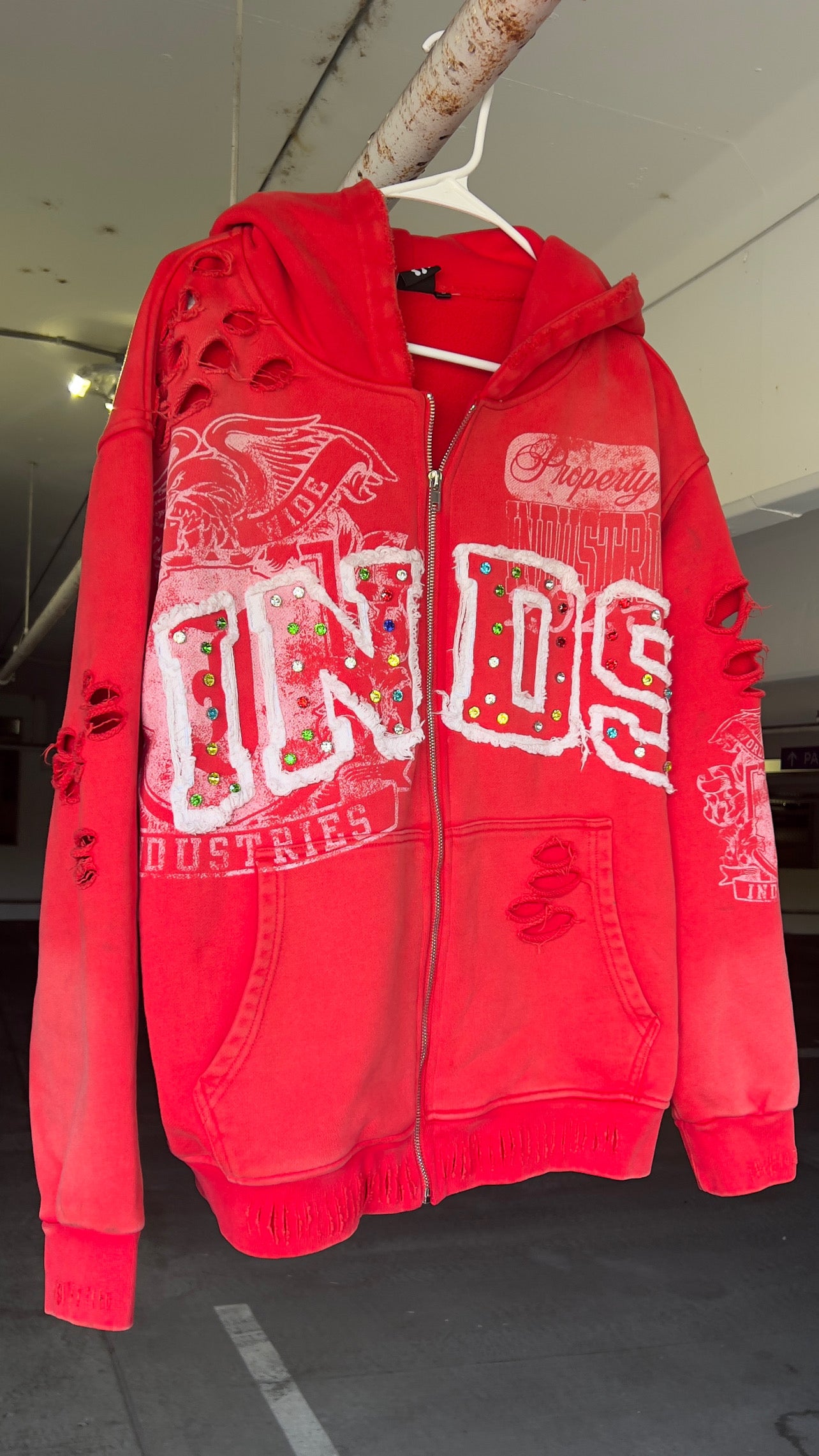 INDUSTRIES GEMSTONE STRAWBERRY